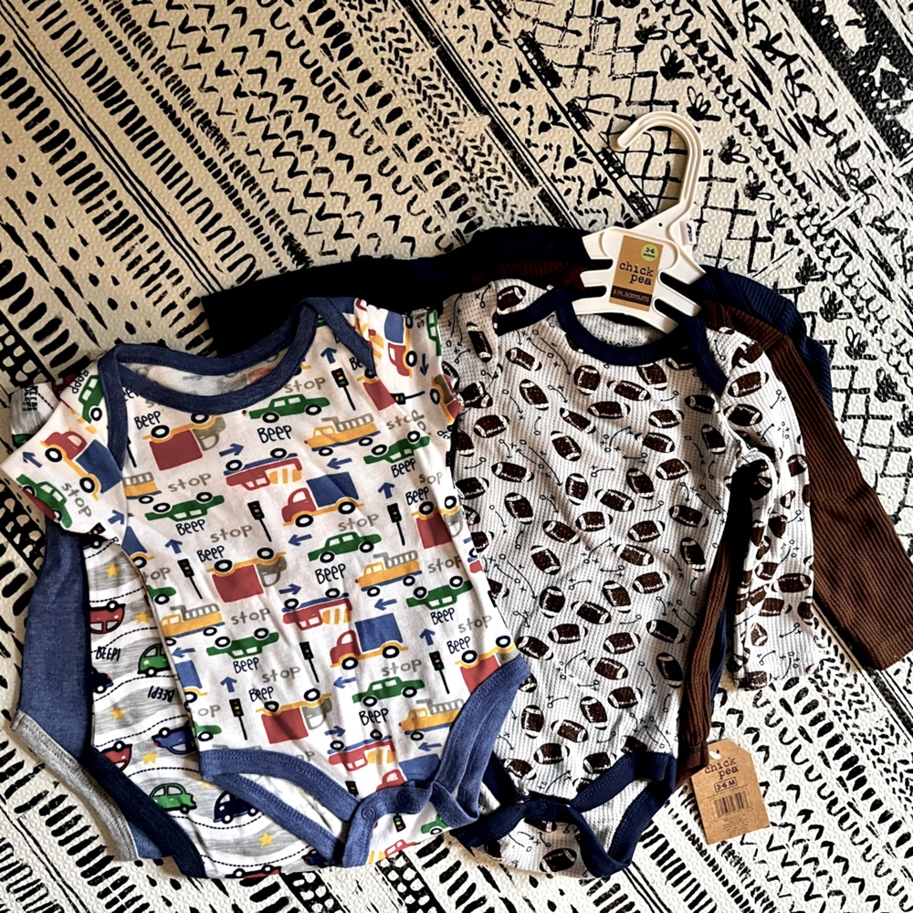 Set of 6 new with tags onesies